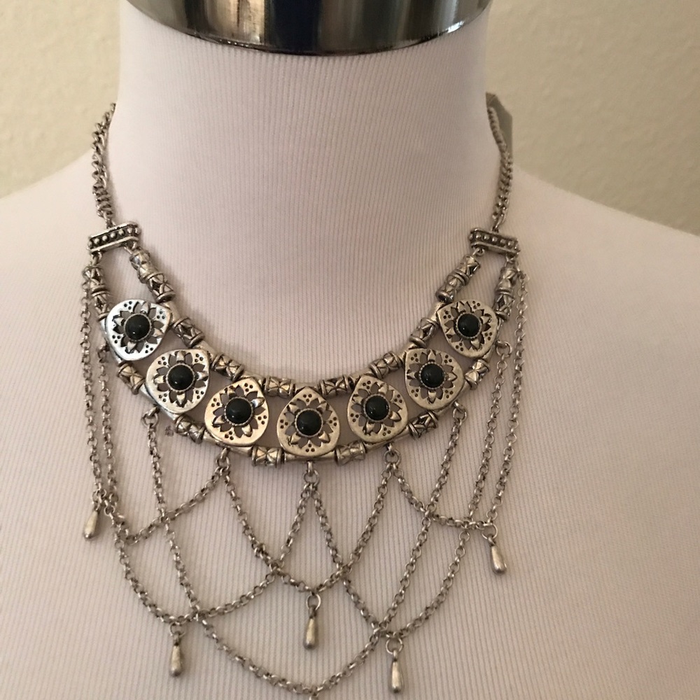 Necklace and earrings set Beautiful 🔥💥💥💕💕💕💕